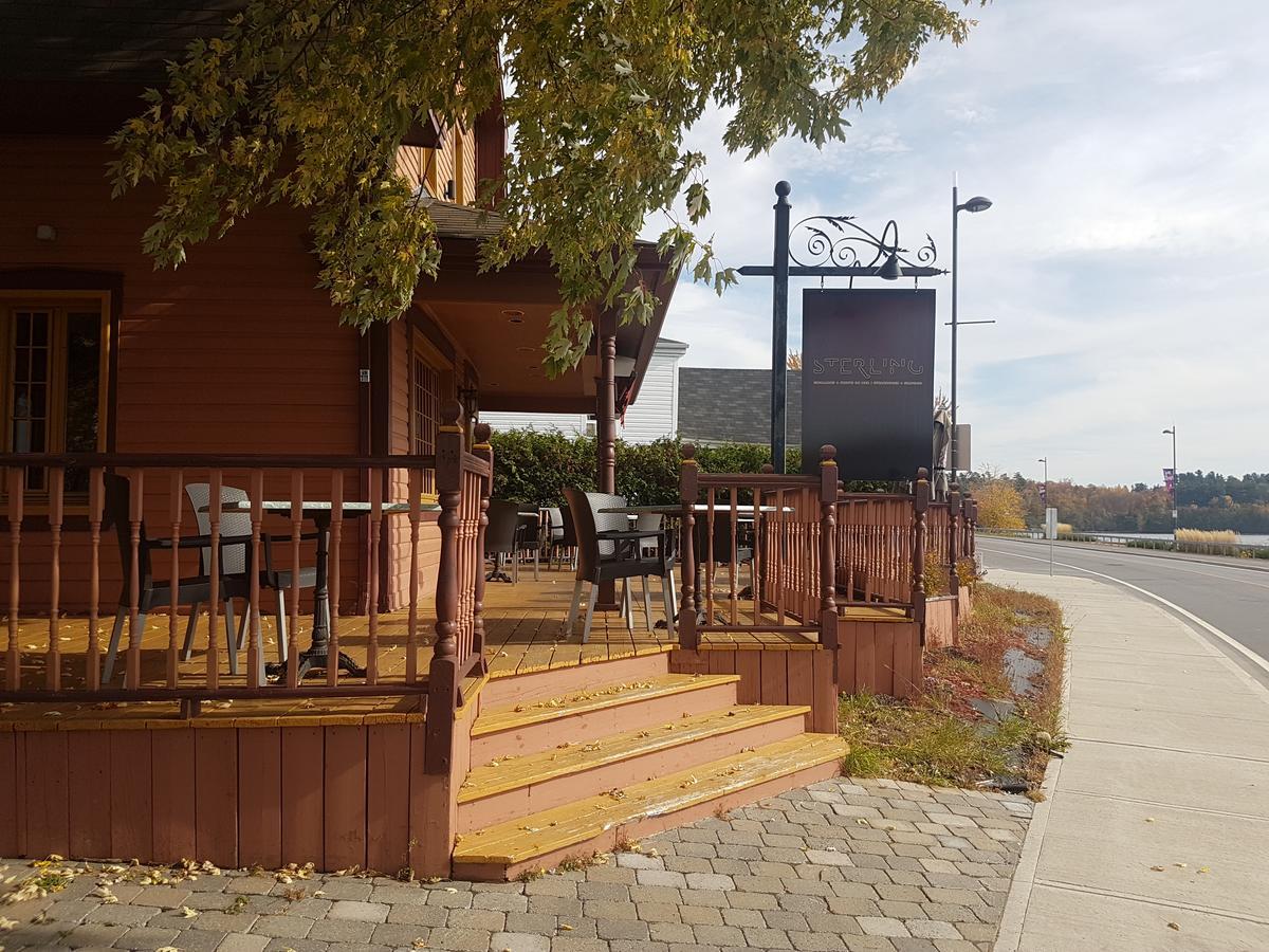 1-Bedroom Cozy Suite #23 By Amazing Property Rentals Gatineau Exterior photo